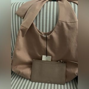 Cuyana Shopper Tote and Leather Wristlet Soft Rose NWT